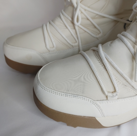Women’s A New Day Winter Snow Boots Cream White Warm Lined Size 11 New With Tags - Picture 8 of 9